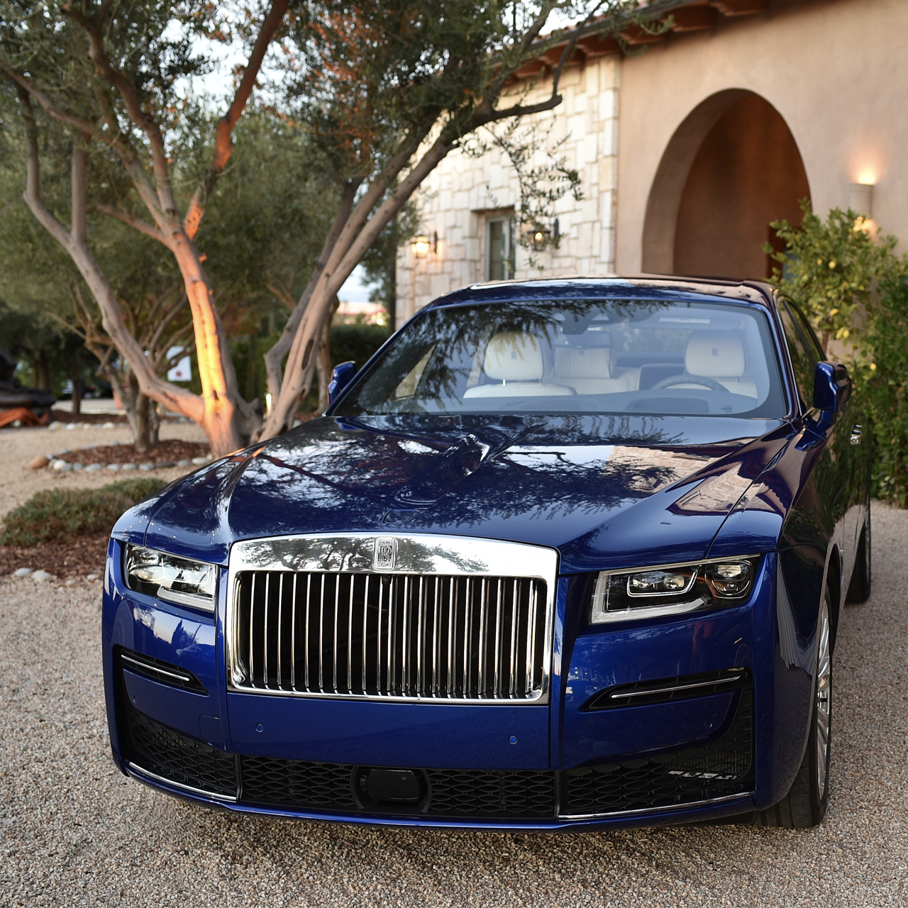 The 2021 Rolls-Royce Ghost Is Robb Report's Luxury Car of the Year – Robb  Report